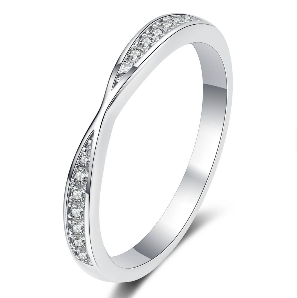 Serpentine Pavé Infinity Band